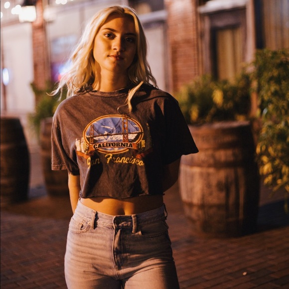 Meet your Posher, Faye - Picture 1 of 1